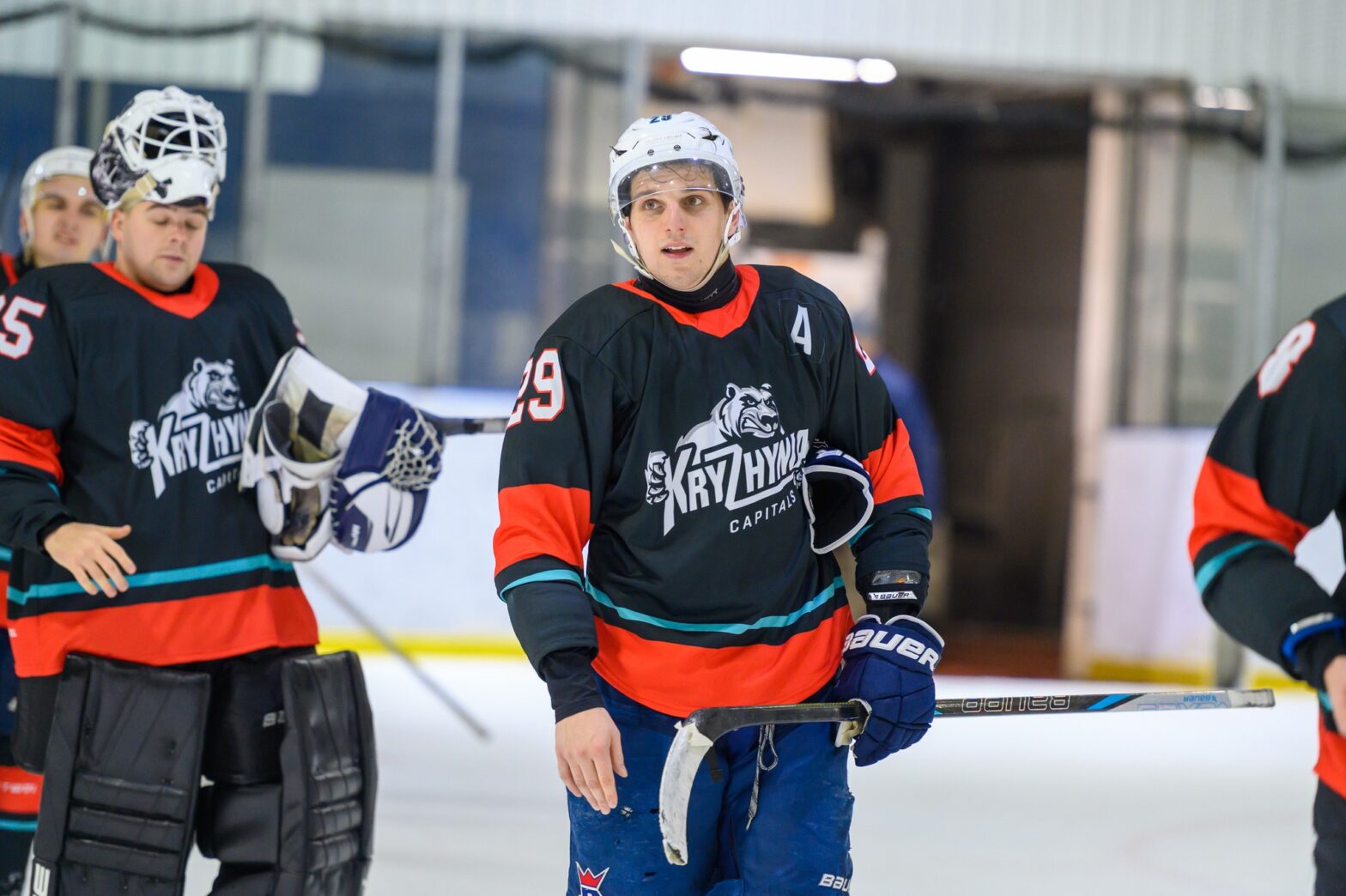 «Крижинка-Кепіталз» зазнала мінімальної поразки у дербі