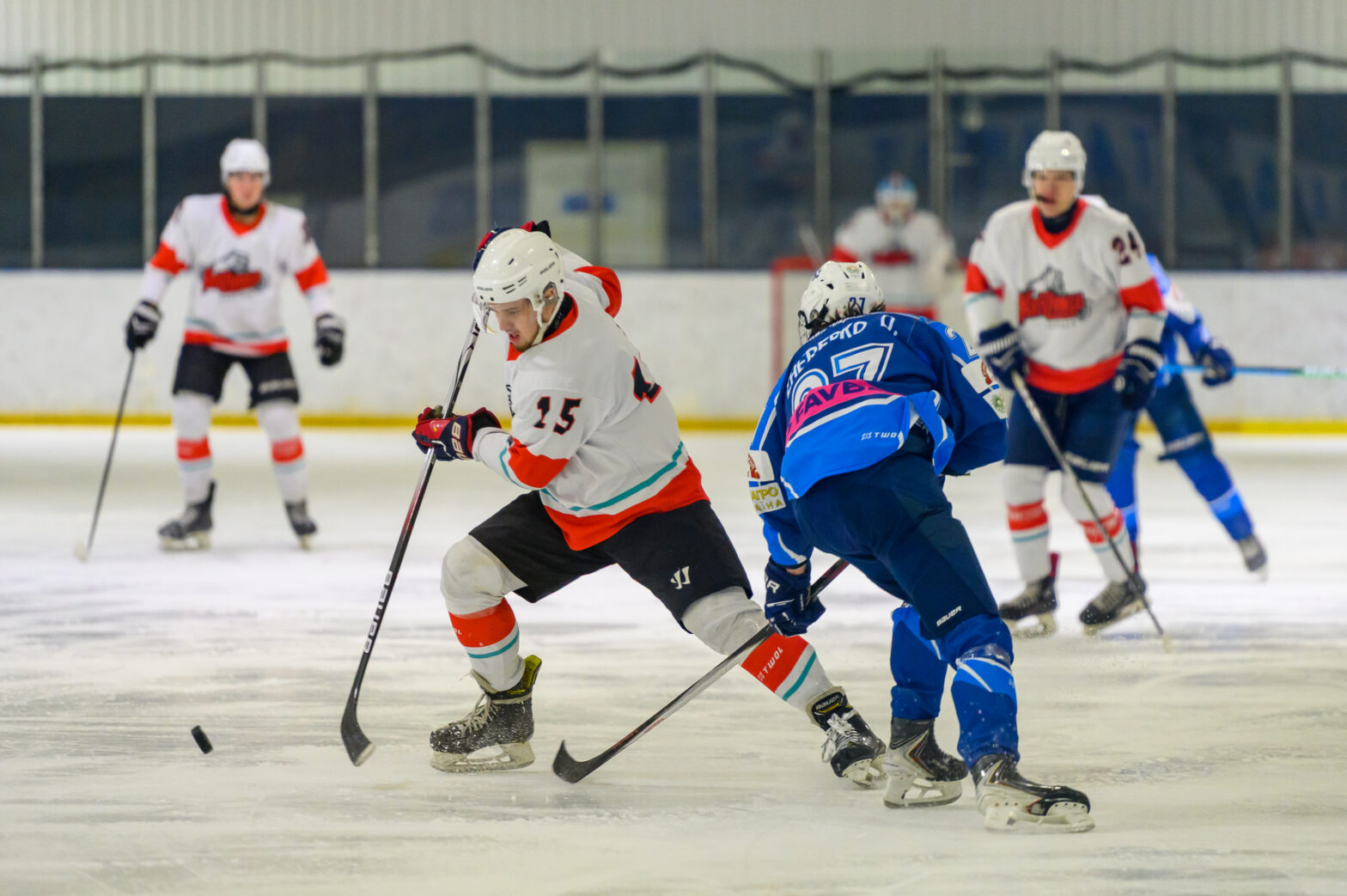 «Крижинка-Кепіталз» пропустила двозначну кількість шайб у дербі